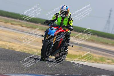 media/Jul-22-2023-TrackDaz (Sat) [[e9015ad89a]]/Group B/Wheelie Bump (1220pm)/